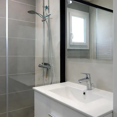 Le Murmure Des Vagues - Proche لا ترانش سور مير